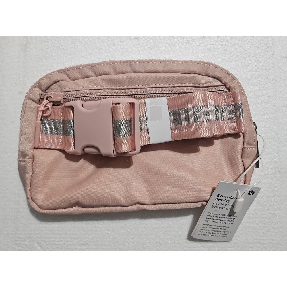 🩷🩵Lululemon Everywhere Belt Bag 1 Liter 💜🩷